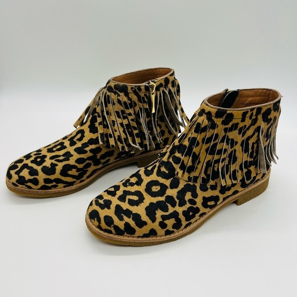 KATE SPADE BETSIE LEOPARD FRINGE CALF HAIR BOOTIE SIZE 7 - Picture 1 of 11